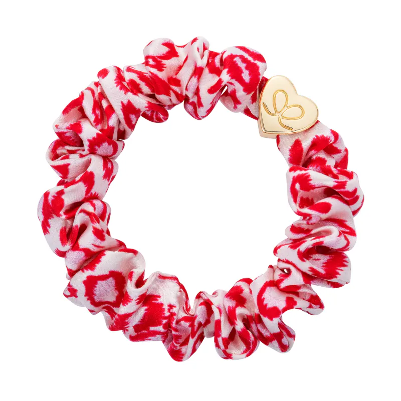 By Eloise Scrunchie/Armbånd Silk Red Leopard