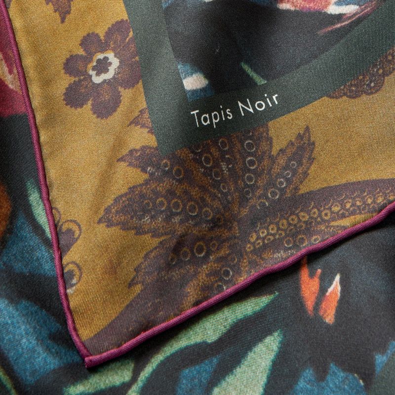 Tapis Noir Classical Small Gemma Scarf Multicolor