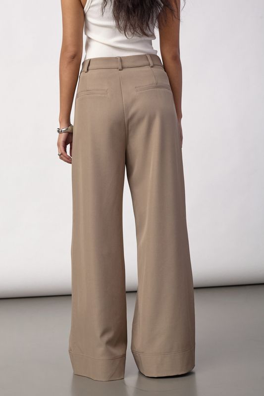 Cocouture Luna Pleat Pant Taupe